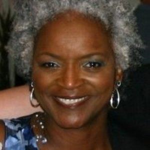 Meet your Posher, Iris